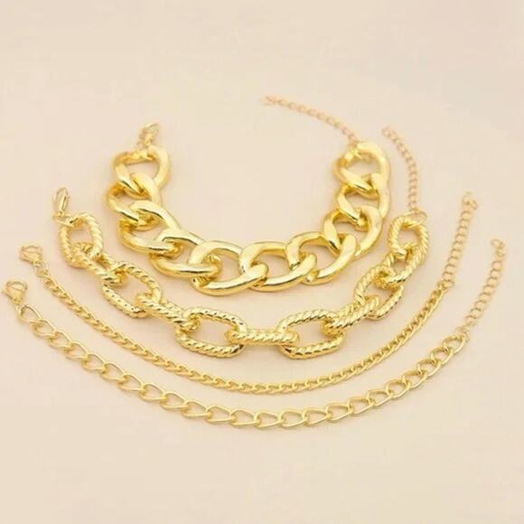 Gold Chunky Stack of 4 Bracelets - Picture 2 of 3